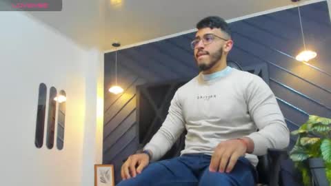 Snapshot of liam_kleiin chatting on 10.16.25 LIAM KLEIN online show from 10.16.25