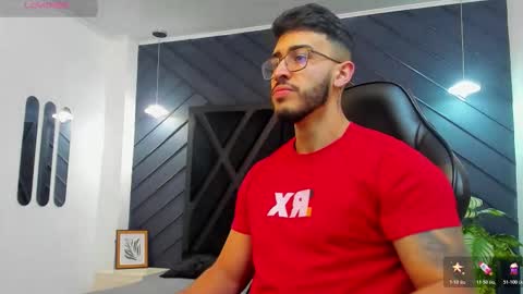 Snapshot of liam_kleiin chatting on 11.05.25 LIAM KLEIN online show from 11.05.25