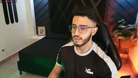 LIAM KLEIN online show from 02.24.26