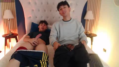 Snapshot of liam_lux chatting on 04.29.26 LIAM online show from 04.29.26