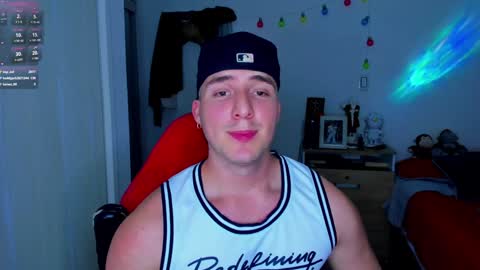 Snapshot of liam_oficial chatting on 12.12.24 liam online show from 12.12.24