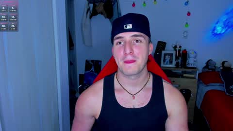 Snapshot of liam_oficial chatting on 12.16.24 liam online show from 12.16.24