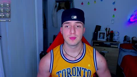 Snapshot of liam_oficial chatting on 12.17.24 liam online show from 12.17.24