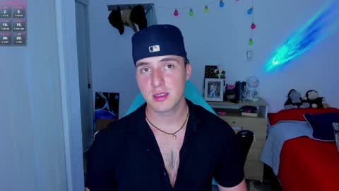 Snapshot of liam_oficial chatting on 01.10.25 liam online show from 01.10.25