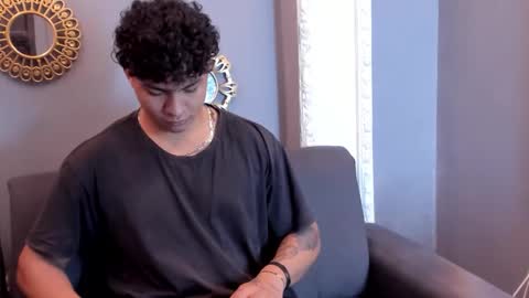 Snapshot of liam_percy7 chatting on 10.29.25 liam online show from 10.29.25