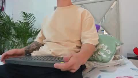 Call me Lian online show from 03.25.26