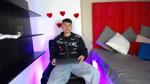 Snapshot of liam_sean chatting on 02.26.26 Liam online show from 02.26.26