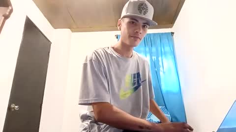 liam_smith00 online show from 12.12.24