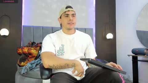 Liam online show from 10.28.25