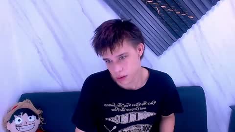 liam_york online show from 04.06.26