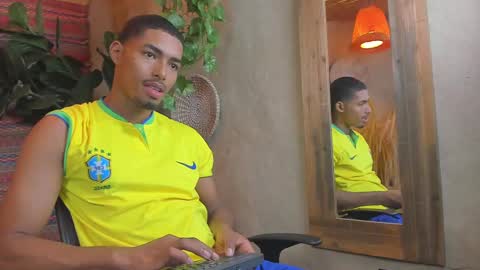 Snapshot of liambyrne chatting on 03.05.25 Liam Byrne online show from 03.05.25