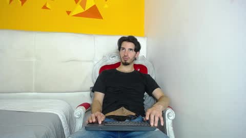 LiamLuxe online show from 02.07.25