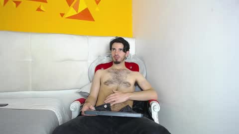 LiamLuxe online show from 02.08.25