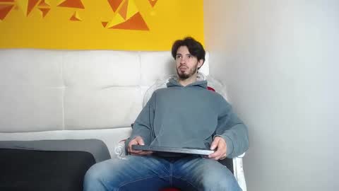 LiamLuxe online show from 02.20.25