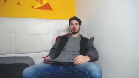 LiamLuxe online show from 02.22.25