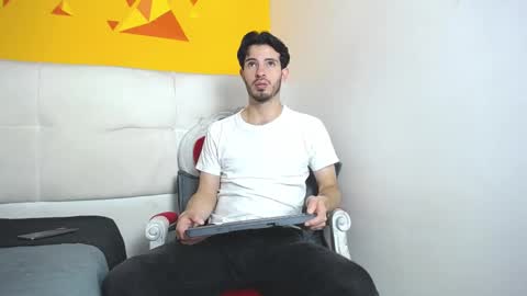 LiamLuxe online show from 03.05.25