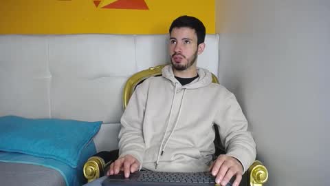 LiamLuxe online show from 09.13.25