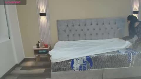 L I A M O N R O E online show from 10.06.25