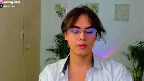 Tell me Liam online show from 12.03.25