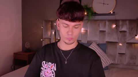 Liam Thunder online show from 10.27.25