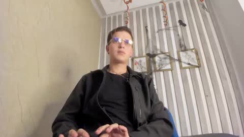 Snapshot of liamvega_ chatting on 10.18.25 Liam Vega online show from 10.18.25