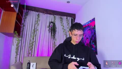 Snapshot of liamvegaa_ chatting on 02.24.26 Liam online show from 02.24.26