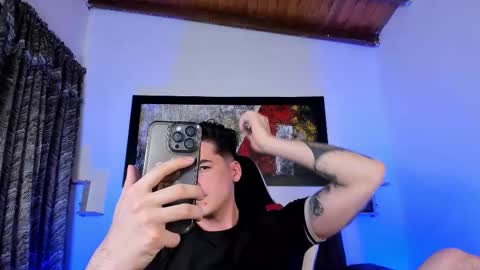 liamwyatt_ online show from 11.09.25