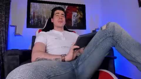Snapshot of liamwyatt_ chatting on 06.28.26 liamwyatt_ online show from 06.28.26
