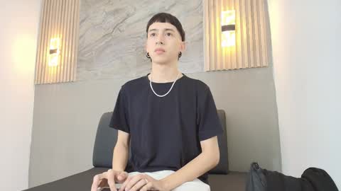 lian_cameron online show from 01.06.26