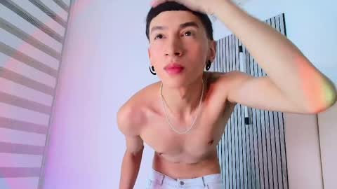 lian_cameron online show from 06.03.26