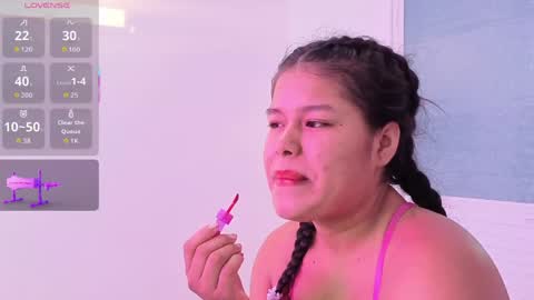 Snapshot of liana_hott chatting on 04.11.26 liana_hott online show from 04.11.26