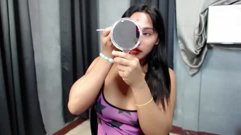 Snapshot of liane_mei chatting on 11.09.25 Liane online show from 11.09.25