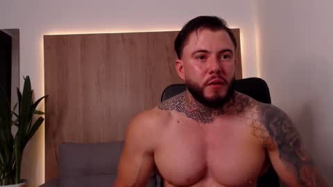 lianjones9 online show from 12.02.25