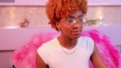 Snapshot of liannadixon chatting on 12.07.24 LiannaDixon online show from 12.07.24
