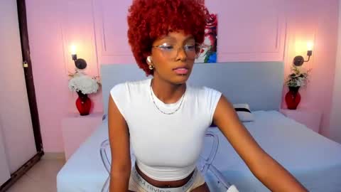 Snapshot of liannadixon chatting on 01.28.25 LiannaDixon online show from 01.28.25