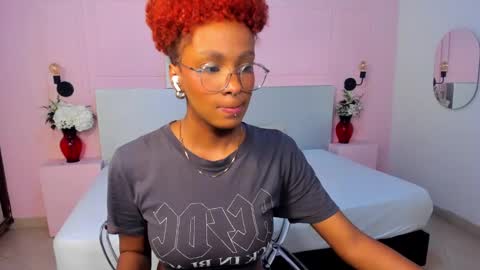Snapshot of liannadixon chatting on 02.03.25 LiannaDixon online show from 02.03.25