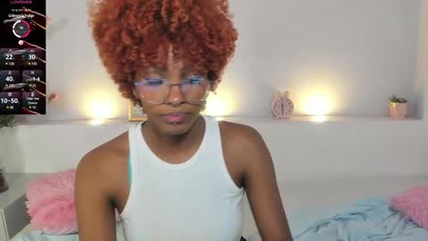 Snapshot of liannadixon chatting on 03.11.25 LiannaDixon online show from 03.11.25