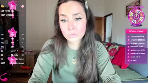 Snapshot of liaquinn chatting on 02.27.25 LiaQuinn online show from 02.27.25