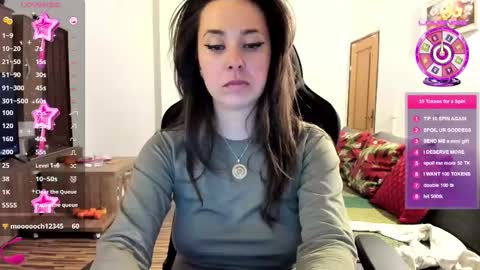 Snapshot of liaquinn chatting on 02.27.25 LiaQuinn online show from 02.27.25