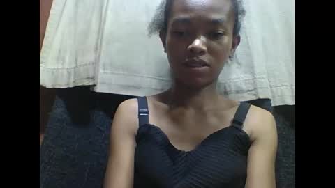 Snapshot of liaraisha chatting on 10.01.25 liaraisha online show from 10.01.25