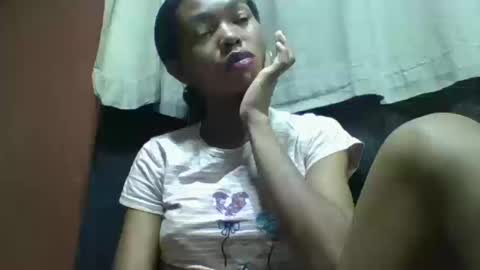 Snapshot of liaraisha chatting on 10.21.25 liaraisha online show from 10.21.25