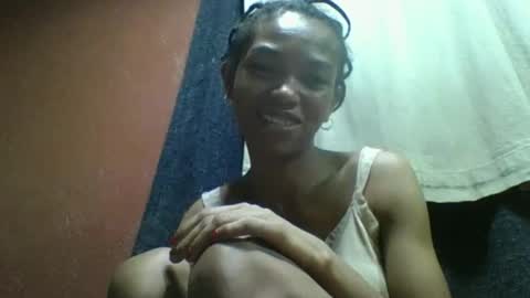 Snapshot of liaraisha chatting on 11.14.25 liaraisha online show from 11.14.25