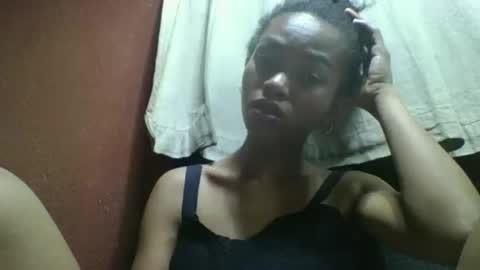 Snapshot of liaraisha chatting on 11.18.25 liaraisha online show from 11.18.25