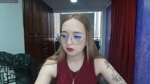 Lia Roberts online show from 12.02.24