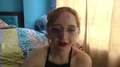 Lia Roberts online show from 01.28.25