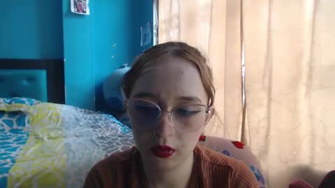 Lia Roberts online show from 01.29.25