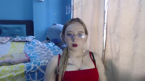 Lia Roberts online show from 01.31.25
