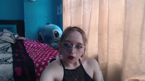 Lia Roberts online show from 02.11.25