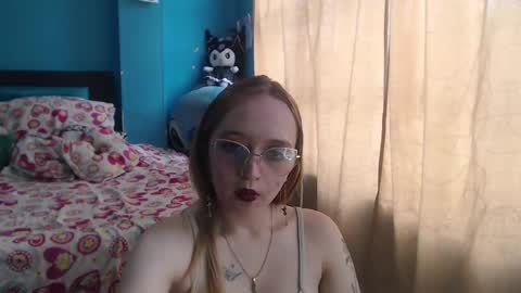 Lia Roberts online show from 02.24.25
