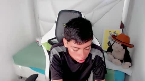 Snapshot of liarr_ chatting on 02.13.26 LIAR online show from 02.13.26